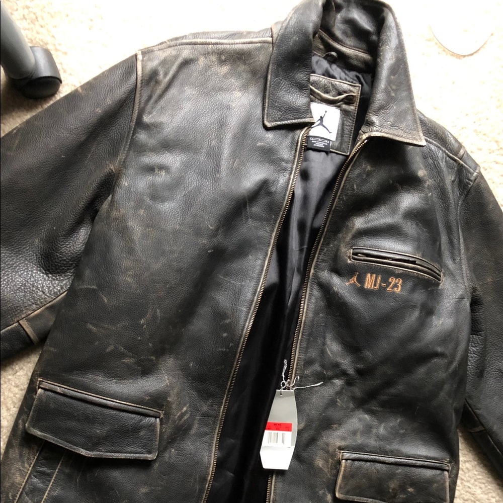Michael Jordan leather jacket. Very Rare.